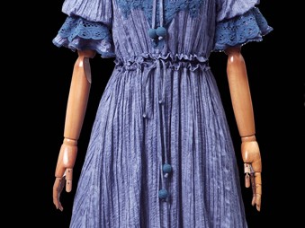 肩宽女孩的穿搭自救指南 这样穿真的能缩肩