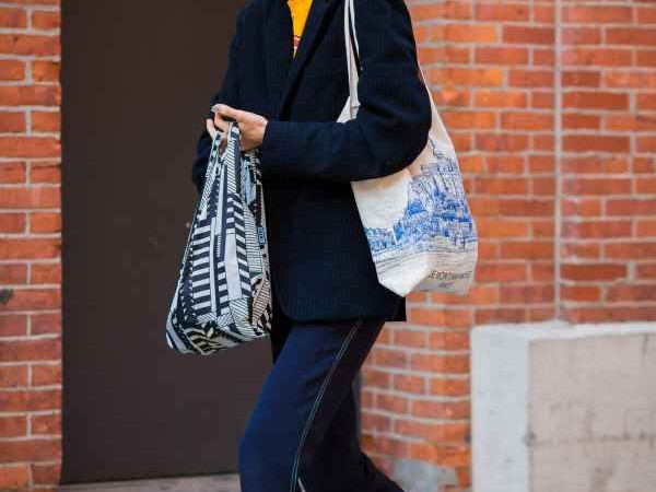 西装配包不犯愁 三招让你从会议室赢到小酒馆