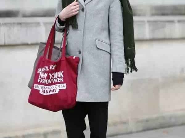 灰色外套搭配全攻略 穿出高级感与个性风格