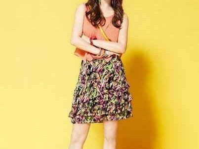 碎花裙搭上衣真犯愁？三招教你从“村姑”变“女神”！