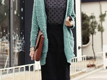 绿毛衣搭配外套的时尚秘籍让你穿出个性风采