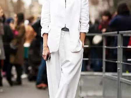 白色夹克搭配攻略 这么穿裤子时髦不重样