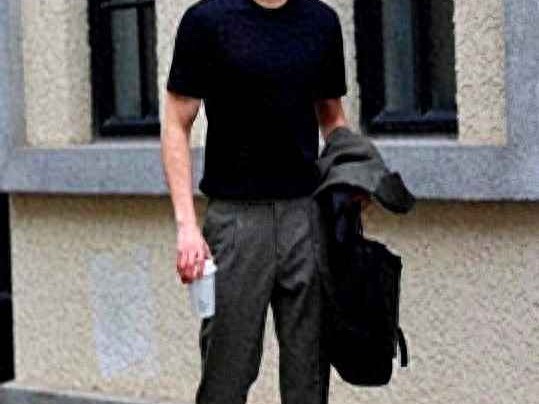 男生短袖穿衣搭配