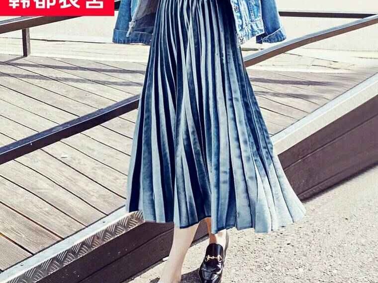 百褶裙上衣搭配全攻略 穿出你的季节氛围感