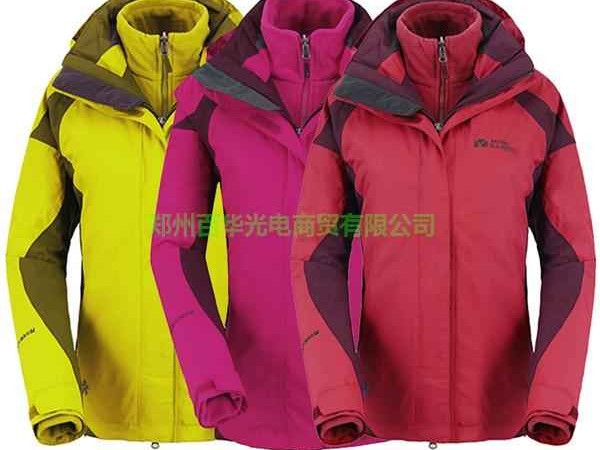 冲锋衣材质大起底，不想当移动蒸笼就来看