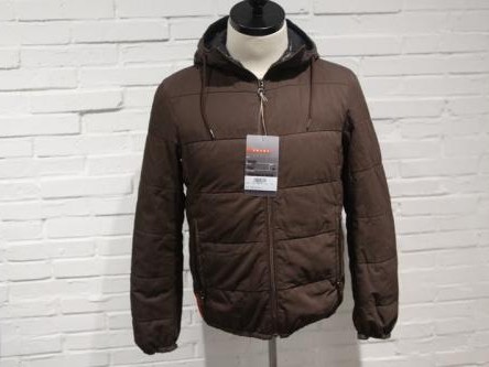 羽绒服品牌大揭秘 从百元到万元教你选对不踩坑