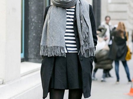 黑色衣服搭配围巾颜色全解析