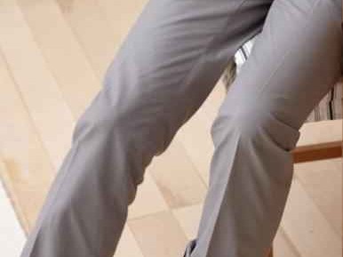 小白鞋配裤子全攻略 这样穿时髦不出错