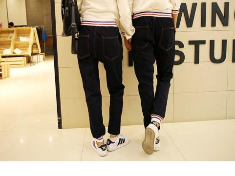 黑色上衣这样配裤子 穿出百变风格不重样