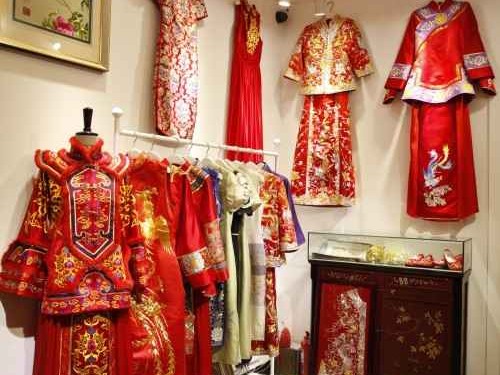 京城旗袍寻“针”记：一针一线里的体面与讲究