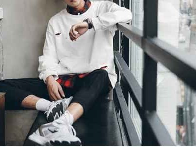 卫衣内搭秘籍，这样穿暖和又潮范儿