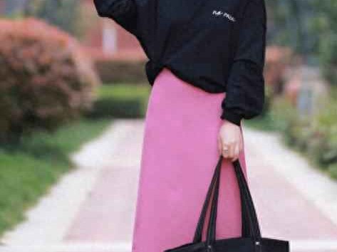 微胖女孩秋季穿搭攻略：3个技巧告别臃肿，时髦翻倍