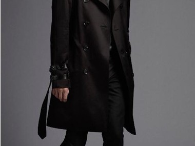 黑色风衣配裤全攻略时髦显瘦不出错