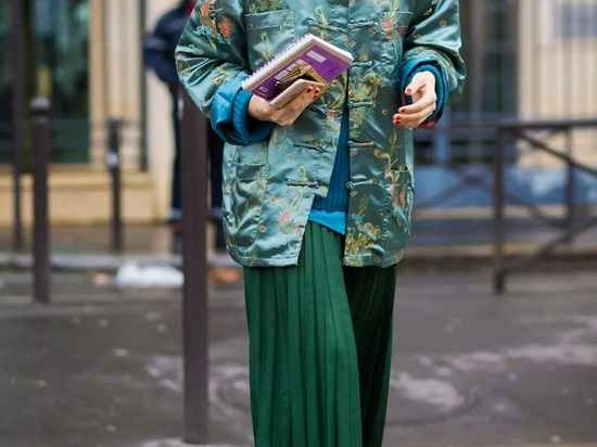 解锁新中式上衣的穿搭密码：告别老气，穿出松弛高级感