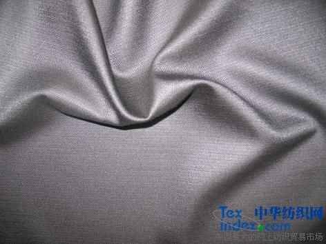 服装面料全解析：穿对材质提升生活品质