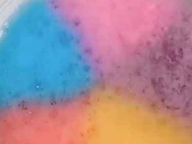 想要调出梦幻紫色先搞懂颜色混合的秘密