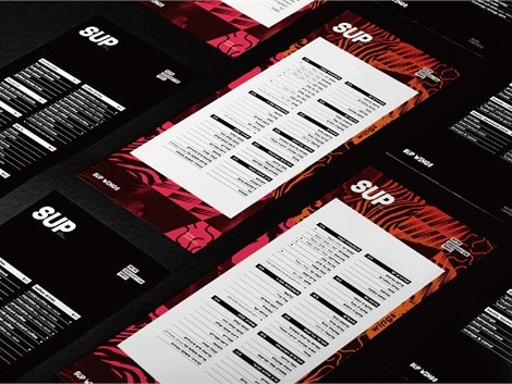 街头潮牌Supreme到底是啥来头 为啥一块砖头都能卖天价