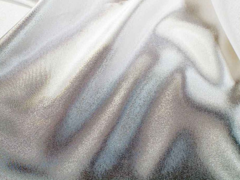 真丝面料大揭秘从蚕宝宝到你的衣柜