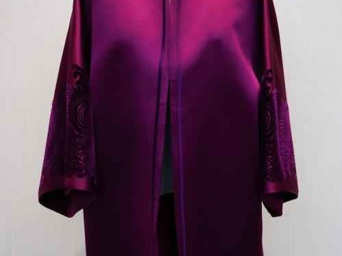 惊艳时光的东方美学：聊聊中式衣服特点里的千年智慧