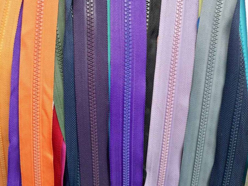 挑对衣服面料，穿出舒适与型格